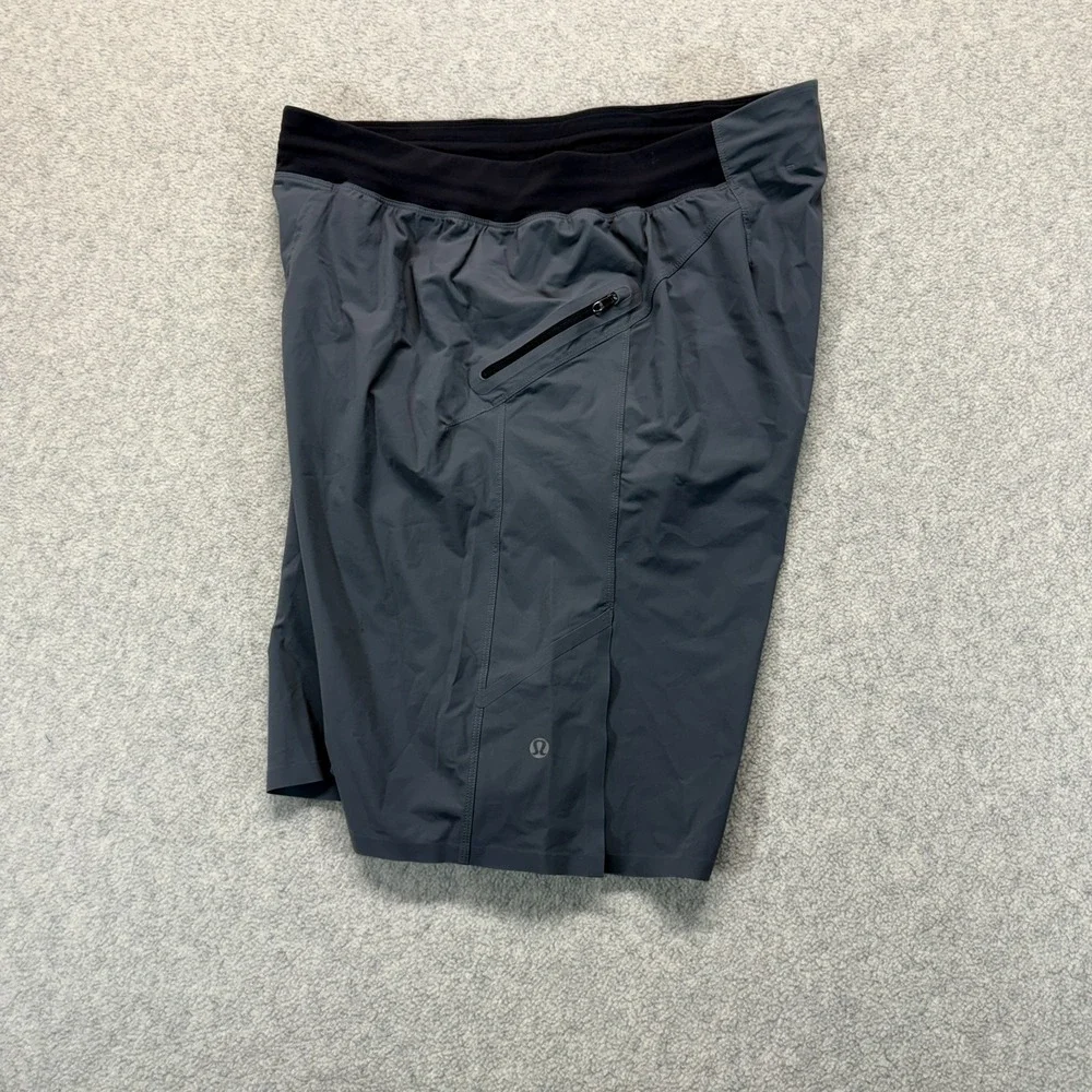 Lululemon Mens Assert Linerless Shorts Gray Stretch Drawstring Outdoor Running L